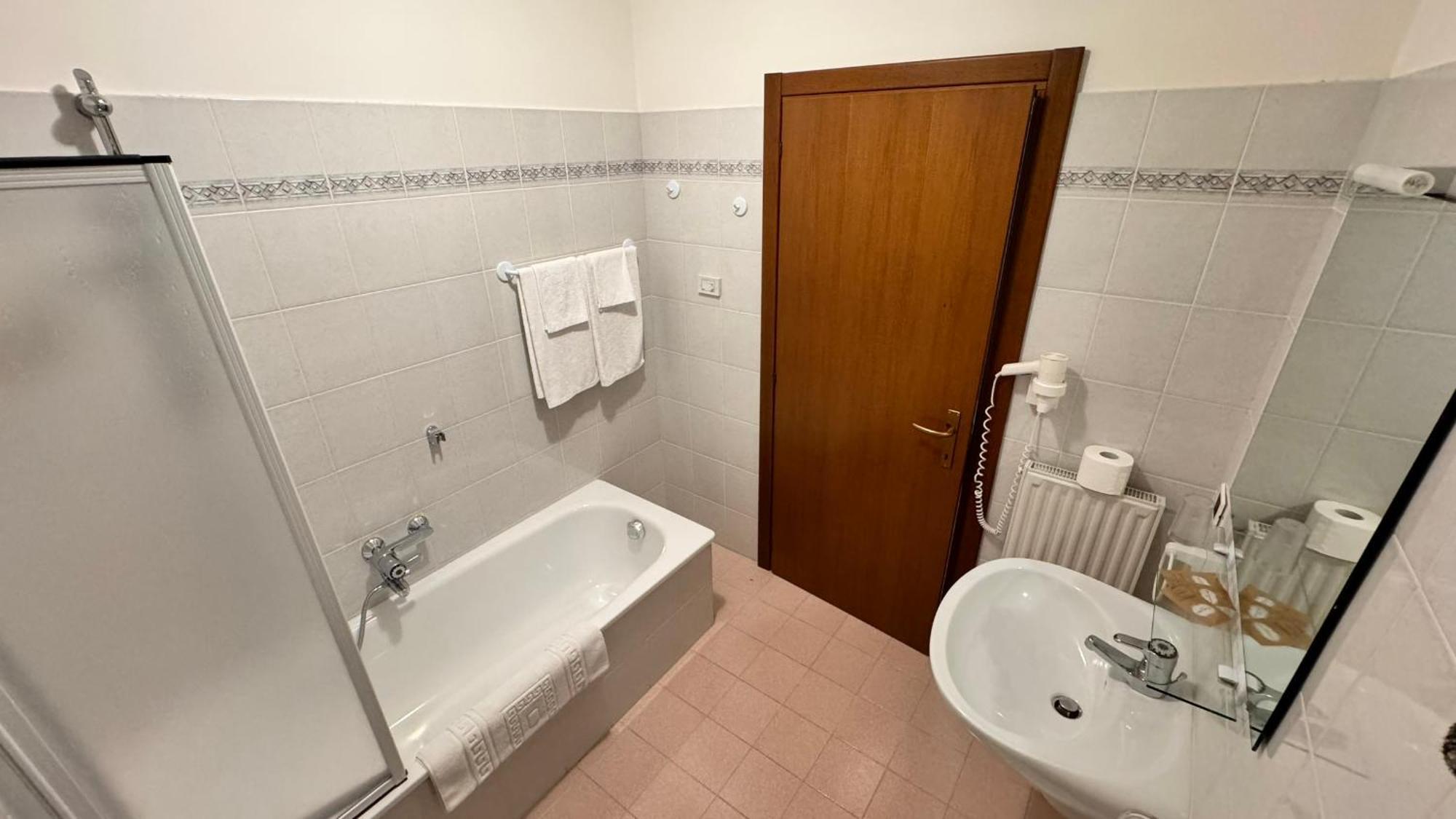 Albergo Stella Alpina Тенно Экстерьер фото